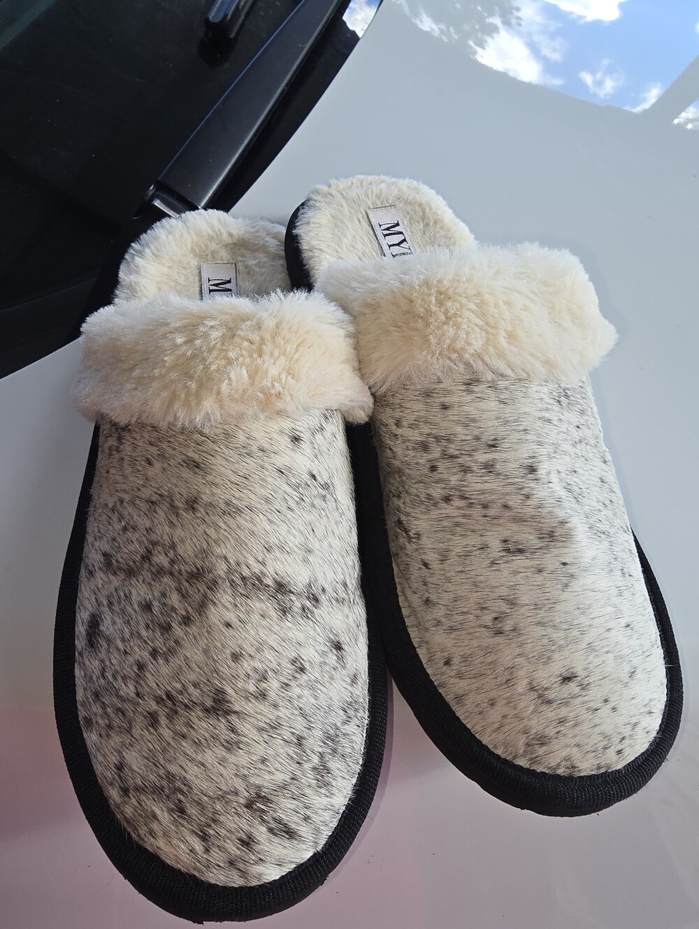 Myra Cowhide Slippers/slides